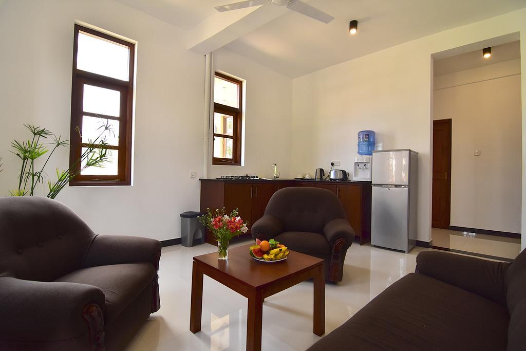 Park Lane 88 Apartments Negombo Dış mekan fotoğraf