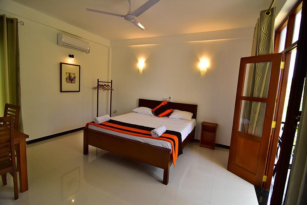 Park Lane 88 Apartments Negombo Dış mekan fotoğraf