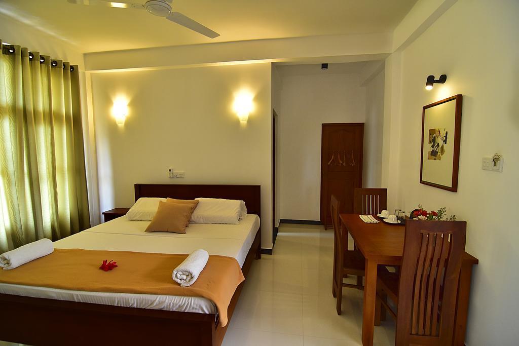 Park Lane 88 Apartments Negombo Dış mekan fotoğraf