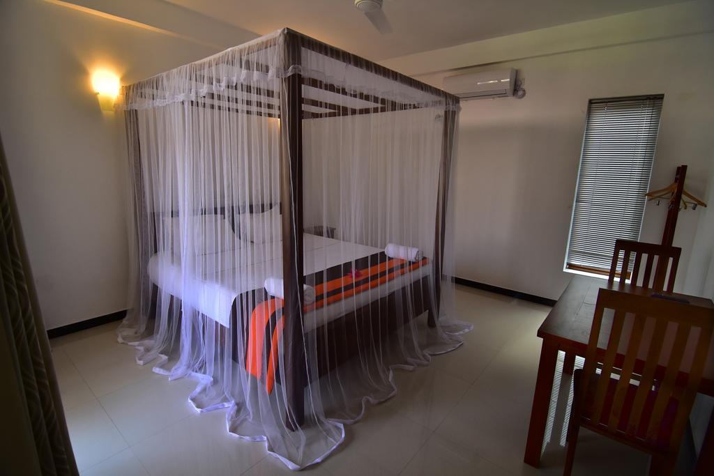 Park Lane 88 Apartments Negombo Dış mekan fotoğraf