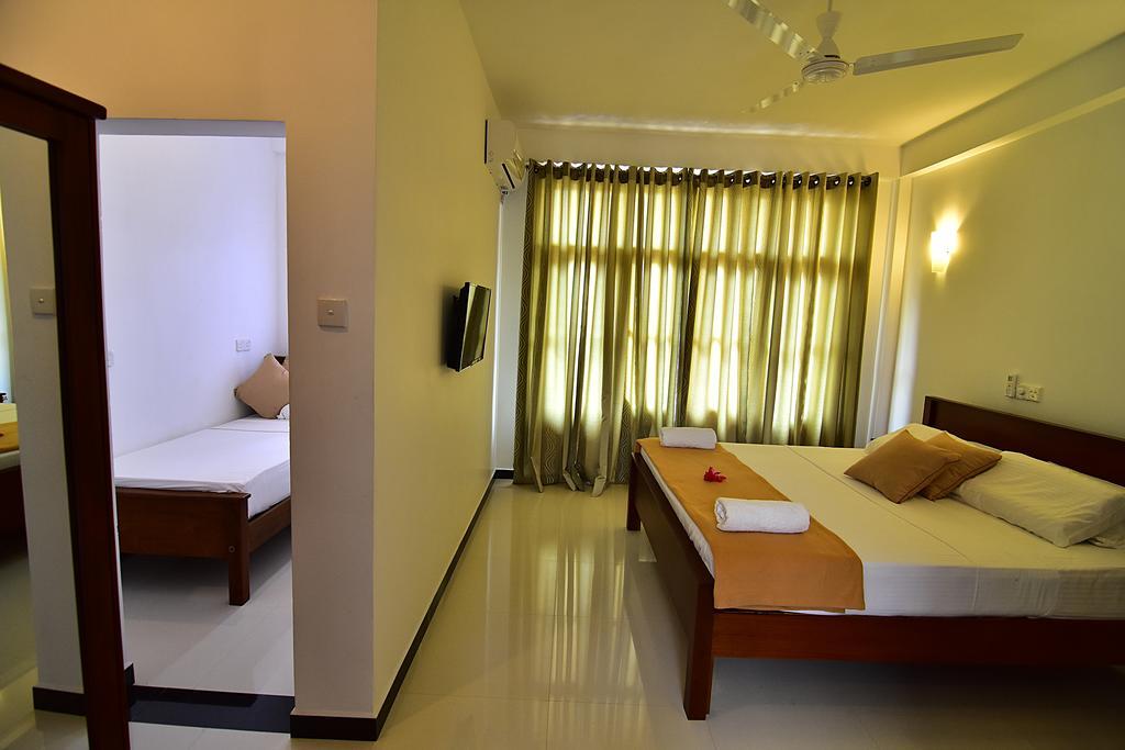 Park Lane 88 Apartments Negombo Dış mekan fotoğraf